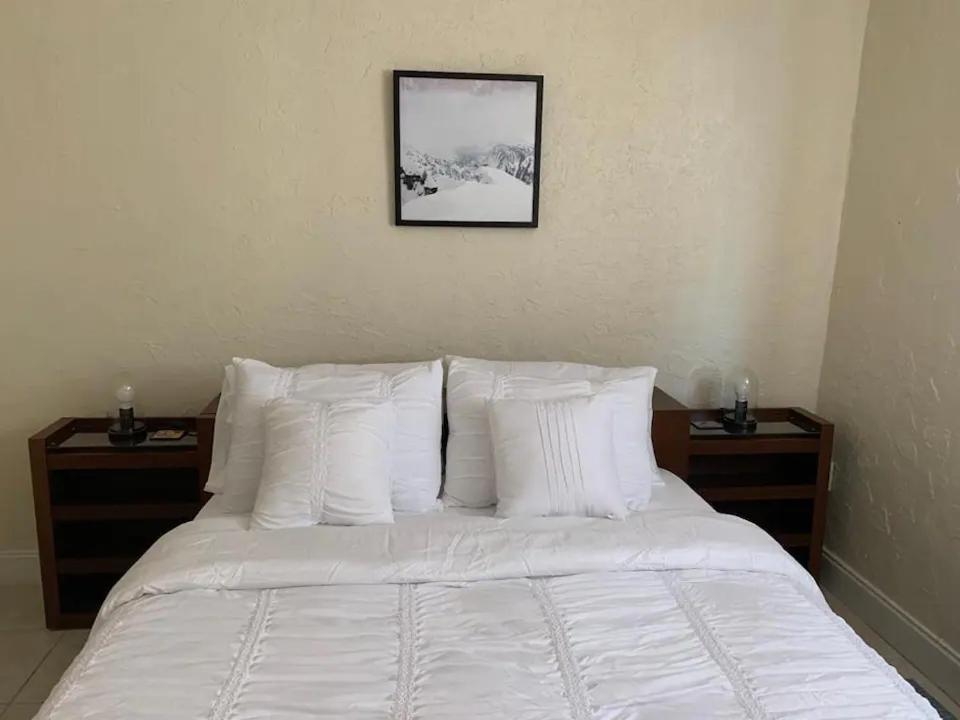 Private Rooms Close To Miami Airport - Free Parking - 01 Buitenkant foto